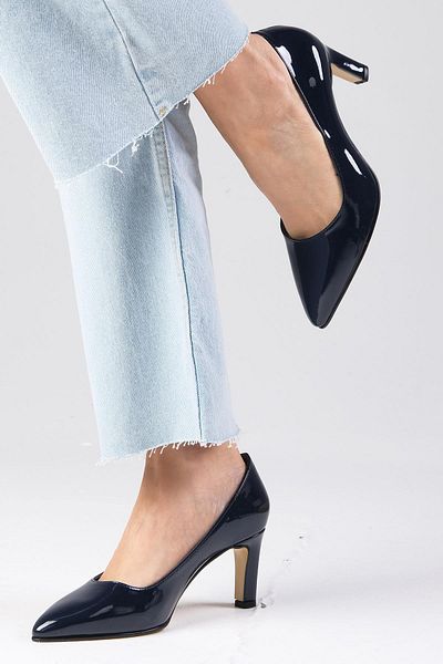Mio Gusto Lita Marineblaue Lacklederschuhe mit Stilettoabsatz für Damen