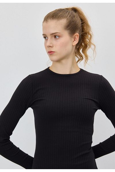 TUBİA Tricou negru cu mânecă lungă pentru femei