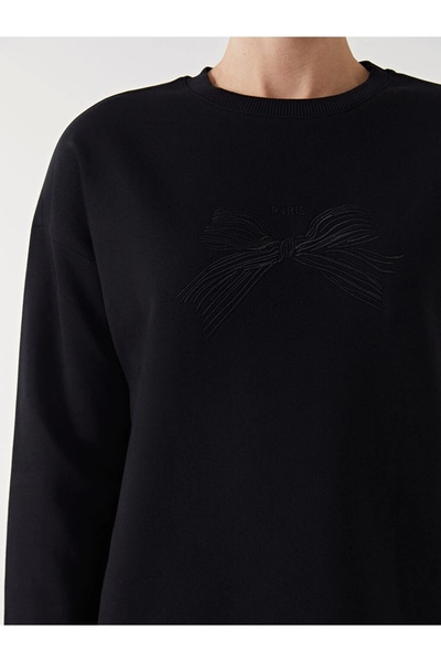 LC Waikiki LCW Modest Siyah Bisiklet Yaka Nakışlı Kadın Kalın Sweatshirt Tunik