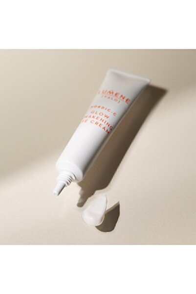 LUMENE Aydınlatıcı ve Canlandırıcı Etkili Göz Çevresi Bakım Kremi, 30 ml, Tüm Ciltler İçin