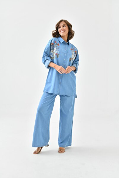 BURRASCA قميص جينز مطرز بنمط الأزهار