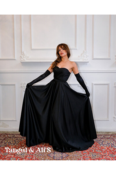 Tangül&Ali'S Moda Evi Drapeli Ve Işlemeli Siyah Maxi Elbise