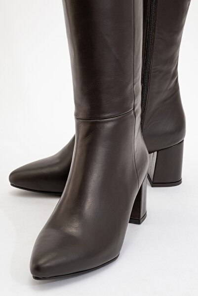 LuviShoes Hnědé dámské kozačky na podpatku z pravé kůže SEJAS