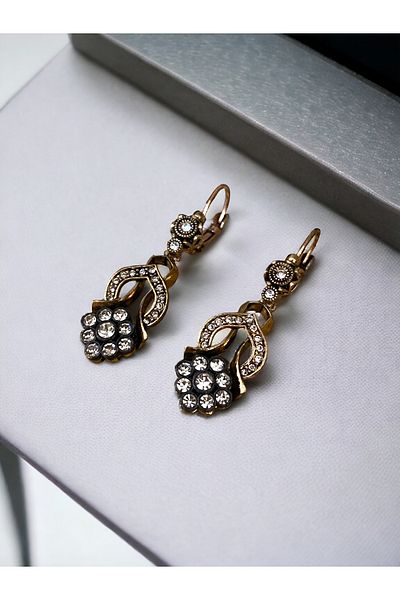 FAYRA ACCESSORIES Zircon Stone Daisy Figured Earrings
