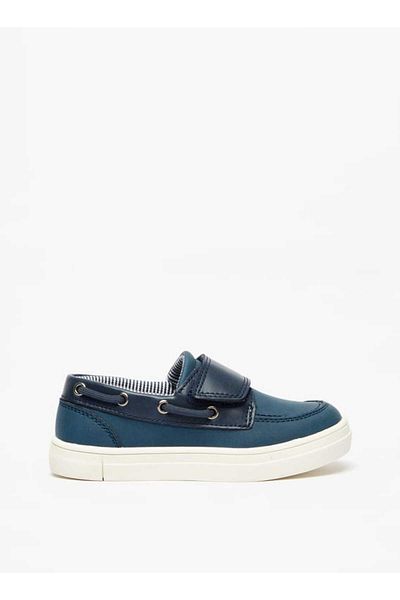 Juniors Solid Loafers with Hook and Loop Closure