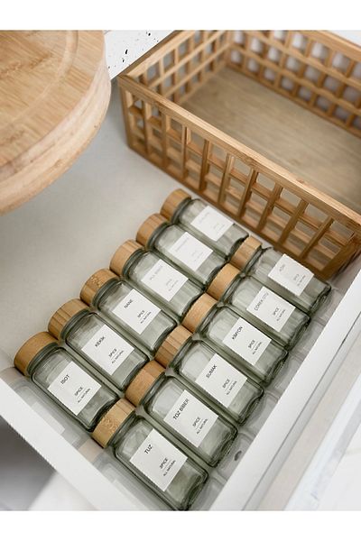 Dressy Home 12-Piece Bamboo Lid Spice Rack Square Shaped Glass Spice Rack Set / 16 Labels