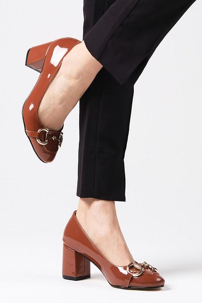 Mio Gusto Leandra Tan Color Women's Heeled Shoes