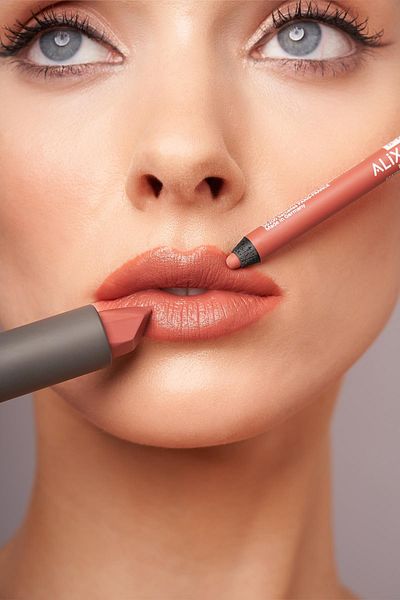 Alix Avien Staying Power Lip Pencil 53 Peachy Nude - Waterproof, Long-Lasting, Soft Lip