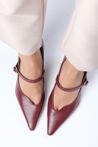 Mio Gusto Burgundy Solene Women's Heeled Shoes - Blunt Pointed Toe