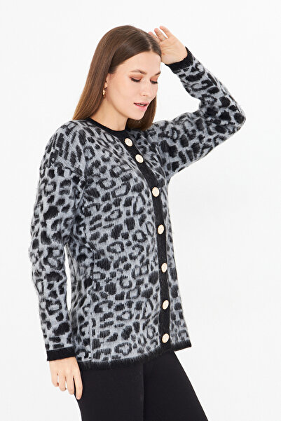 brako tekstil Women's Crew Neck Leopard Print Buttoned Knitwear Cardigan