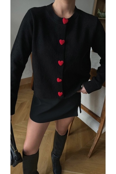 BRTC design Women's Black Heart Button Detailed Crew Neck Cardigan