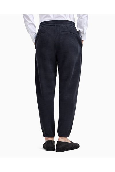 Emporio Armani بنطال رياضي رجالي من قماش الجاكار ذو قصة عادية وخصر مطاطي باللون الأزرق الداكن EM 001106   AF13700-UB118