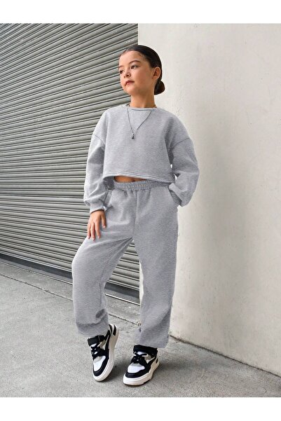 Butik Gri Kız Çocuk Eşofman Takımı Uzun Kollu Yuvarlak Yaka Kısa Sweatshirt P...