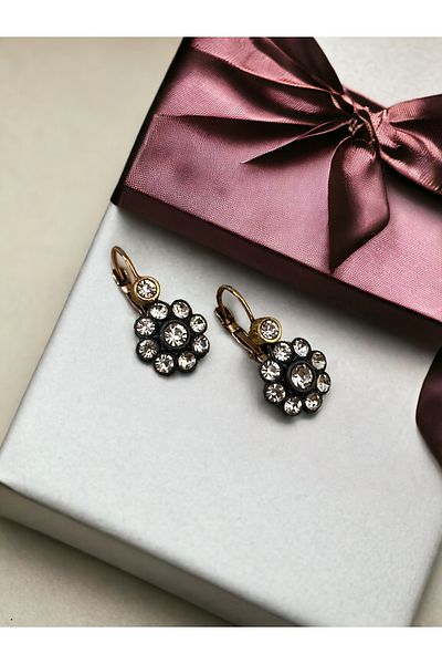 FAYRA ACCESSORIES Zircon Stone Daisy Pattern Earrings