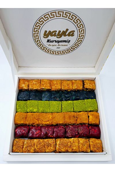 yayla kuruyemiş 1kg Assorted Turkish Baklava and Turkish Delight Set