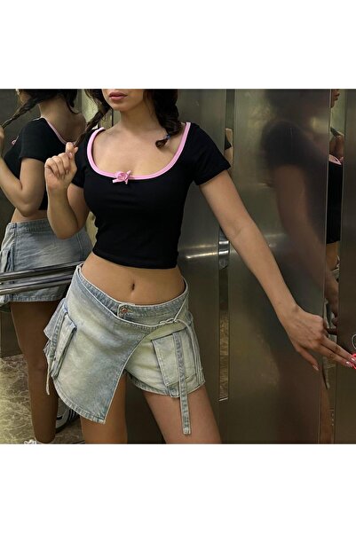 Köstebek Crop negru cu dantelă la spate - guler roz, mânecă scurtă