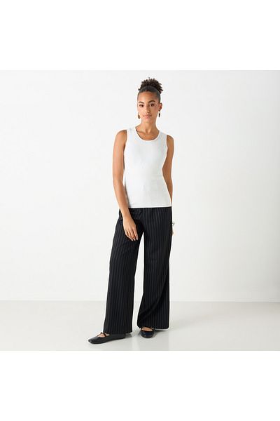 2Xtremz Embellished Sleeveless Tank Top With Round Neck