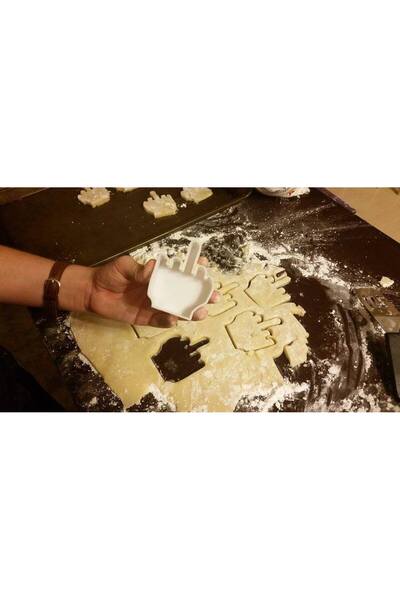 Cypnova قالب بسكويت الإصبع الأوسط 3 قطع – تصميم مليء بالمرح والمفاجآت