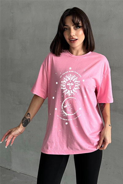 Stendhal Tricou oversize pentru damă, roz cu imprimeu astral, cu decolteu rotund