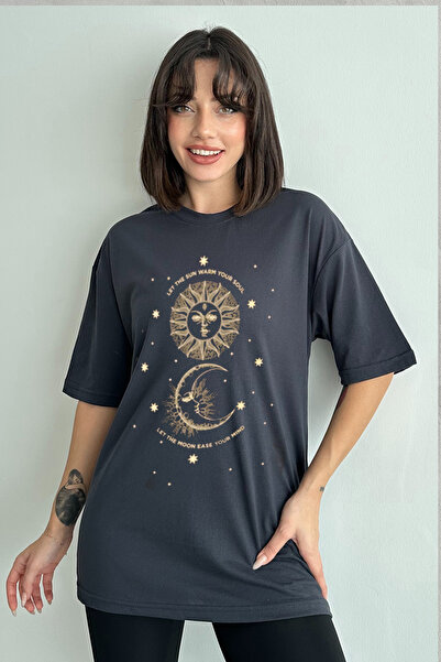 Stendhal Tricou oversize cu decolteu rotund cu imprimeu astral afumat pentru ...