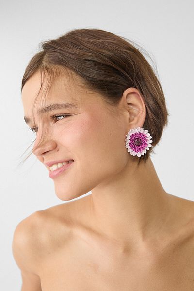Stradivarius Flower earrings