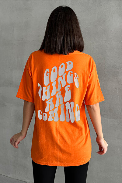 Stendhal Tricou oversize cu decolteu rotund cu imprimeu Good Things portocali...