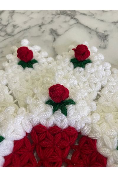 RENGARENG Hand Knitted Red Bud Motif Fiber