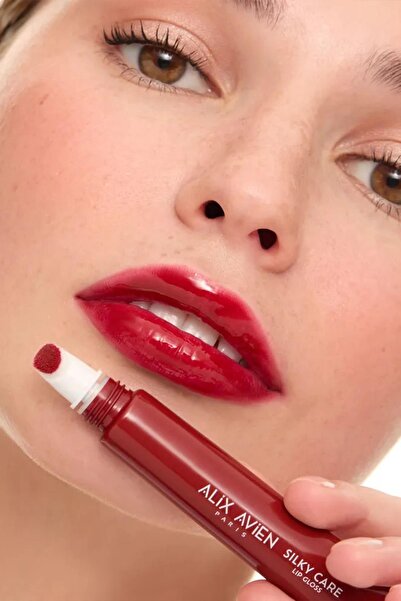 Alix Avien Uzun Süre Kalıcı Suya Dayanıklı Dudak Nemlendiricili Dolgunlaştırıcı Lipgloss ve Lipliner Seti 02