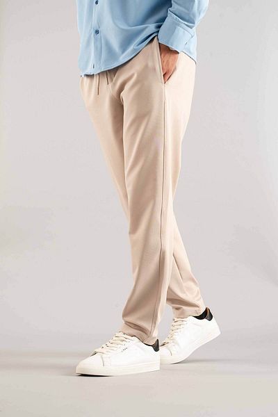 bombe Ανδρικό παντελόνι Jogger σε μπεζ Slim Fit Cut String