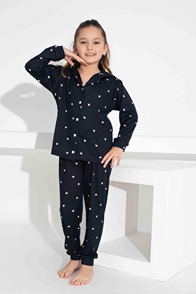 Tarık Milan Kumaş Boydan Düğmeli Gömlek Yaka Uzun Kollu Lacivert Kalp Desenli Pijama Takımı