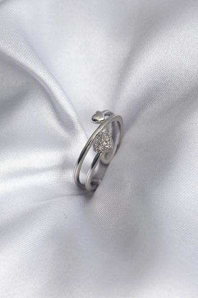 Clariss Brass Silver Color Zircon Stone Detail Heart Model Women's Ring
