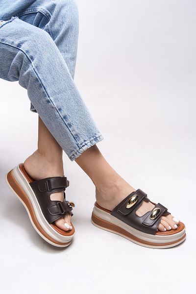 Riccon Γυναικείες παντόφλες Lischaris Brown - 0012321