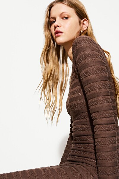 Bershka Dokulu midi elbise