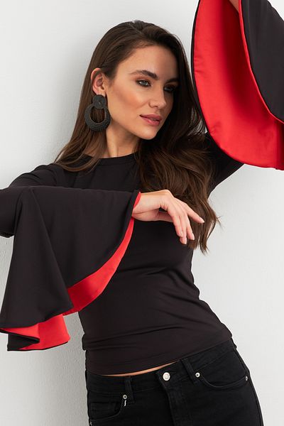 Cool & Sexy Γυναικεία μπλούζα με μανίκια καμπάνα σε μαύρο-κόκκινο αντίθεση EY3013