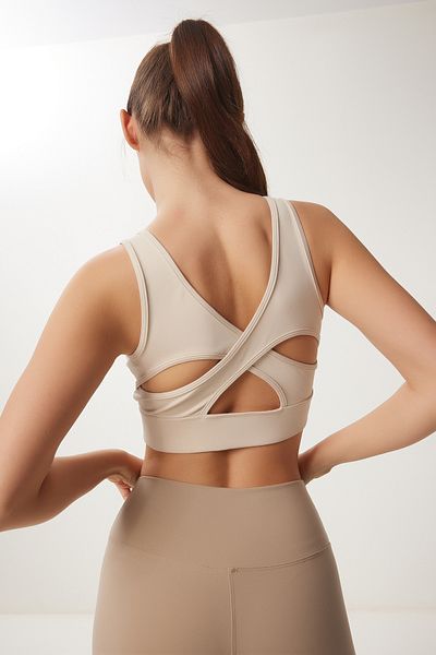 Happiness İstanbul Cremefarbener, unterstützender und formende Damen-Sport-BH – Rückendetails VX00003
