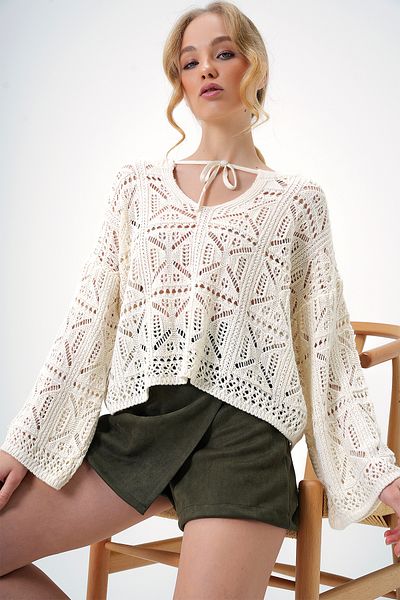 Trend Alaçatı Stili Dámská Ecru široký límec šněrovací detail prolamovaná pletená halenka Alc-X13342