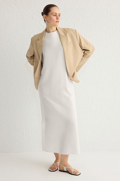 Trendyol Modest Μπεζ φόρεμα με λεπτομέρεια υφαντό εσώρουχο TCTSS25EB00007