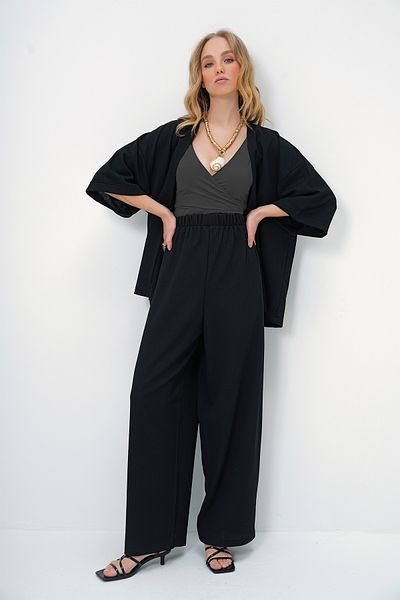 Trend Alaçatı Stili Letni komplet kimono i spodnie z czarnym owijanym materiałem - Alc-X13466