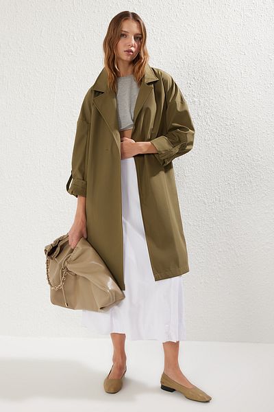Trendyol Collection Khakifarbener, übergroßer Trenchcoat mit Gürtel TWOAW24TR00019