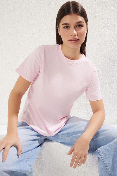 Trendyol Collection Tricou tricotat cu gât roșu deschis premium - 100% bumbac TWOSS23TS00042