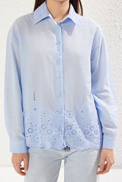 Trendyol Collection Cămașă cu broderie albastru deschis - Regular Fit TWOSS25GO00034