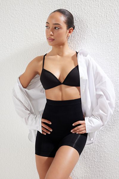 Trendyol Collection Schwarzes, gerades Korsett ohne Saum THMSS23KS00002