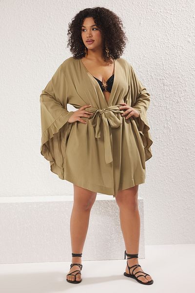 Trendyol Curve Khaki-Ärmel, Rüschen, Volants, Viskose, Strandbekleidung, gewebt, Übergröße, Kimono und Kaftan, TBBSS23DE00001
