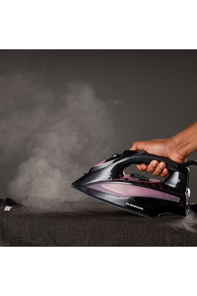 Olsenmark OMSI713 Ceramic Wet and Dry Steam Iron - Ceramic Soleplate