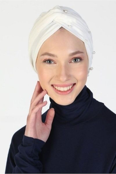 Differenza Ecru Color Pearl Wrapped Bonnet