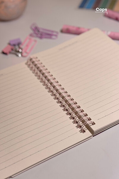 caps Caietul cu dungi My Melody - Modele Sanrio - 140 pagini