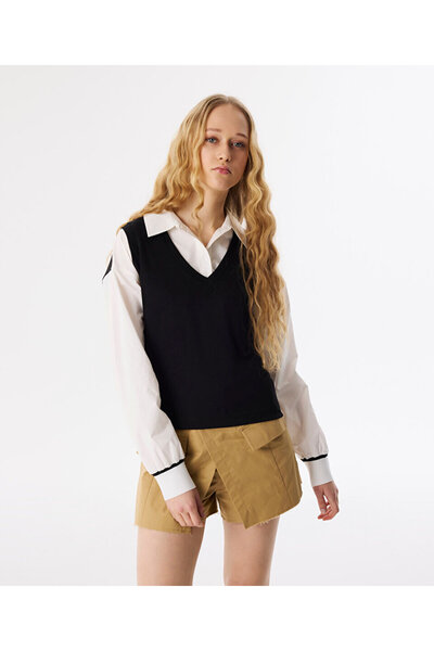 Twist V YAKA TİŞÖRT