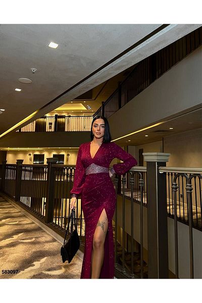 S&A Collectionn Rochie de seară de damă, cu decolteu în V, din țesătură argintie, cu pietre