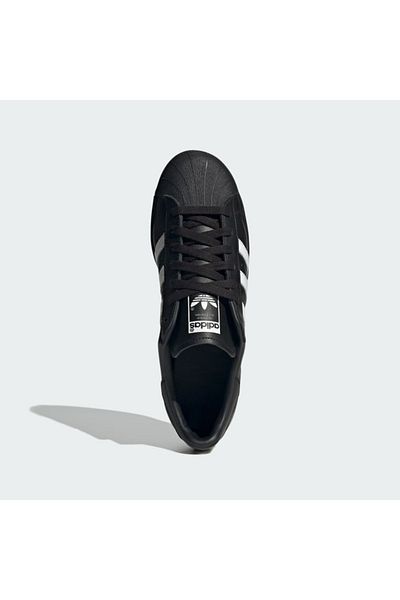 adidas Superstar 82