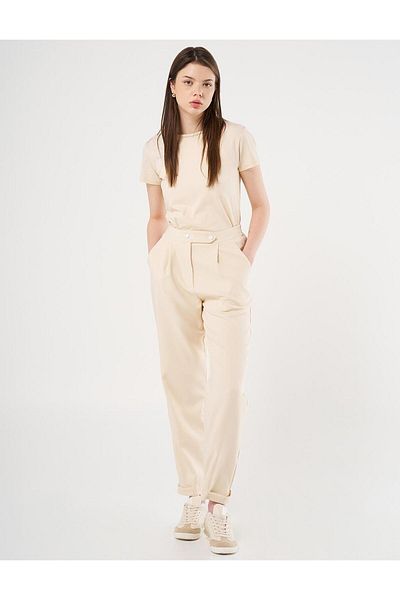 KYR Cream Colored Carrot Cut Elastic Trousers